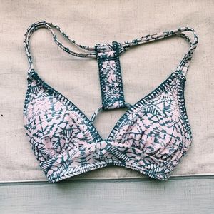 Patterned bikini top!